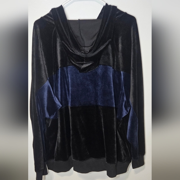 Nwt Champions Blue And Black Colorblock Velvet XXL Hoodie B9 - Picture 2 of 6
